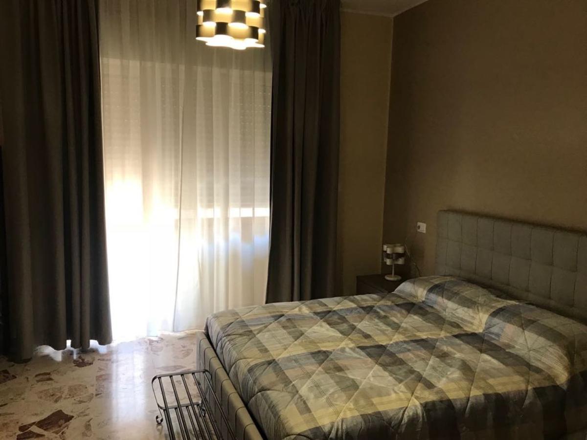 Theokritos Flat Siracusa Hotel Сиракуза Екстериор снимка