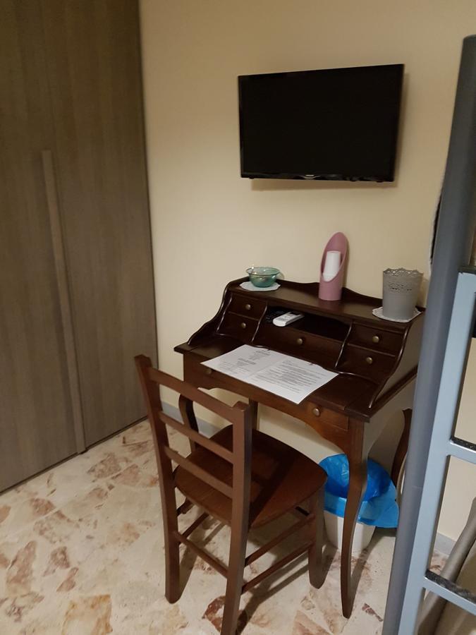 Theokritos Flat Siracusa Hotel Сиракуза Екстериор снимка